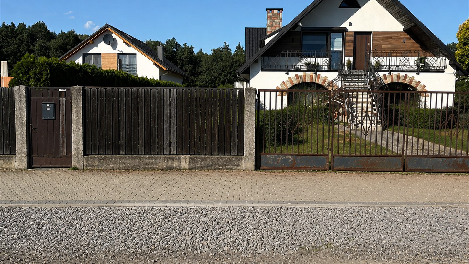 Wizualizacja stanu posesji przed wymianą ogrodzenia
