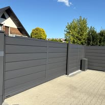 Gotowy front ogrodzenia z realizacji OSC